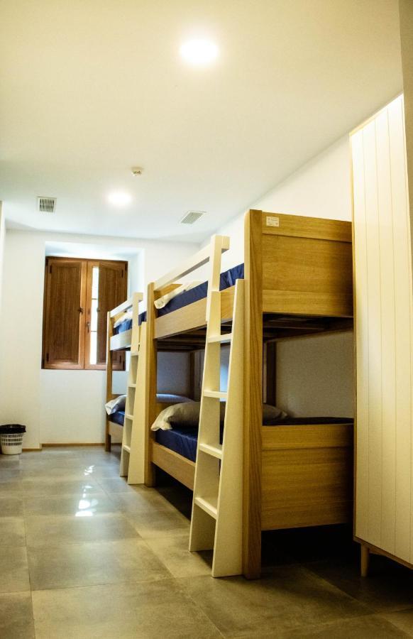 A Casa Da Botica Hotel Samos Bagian luar foto